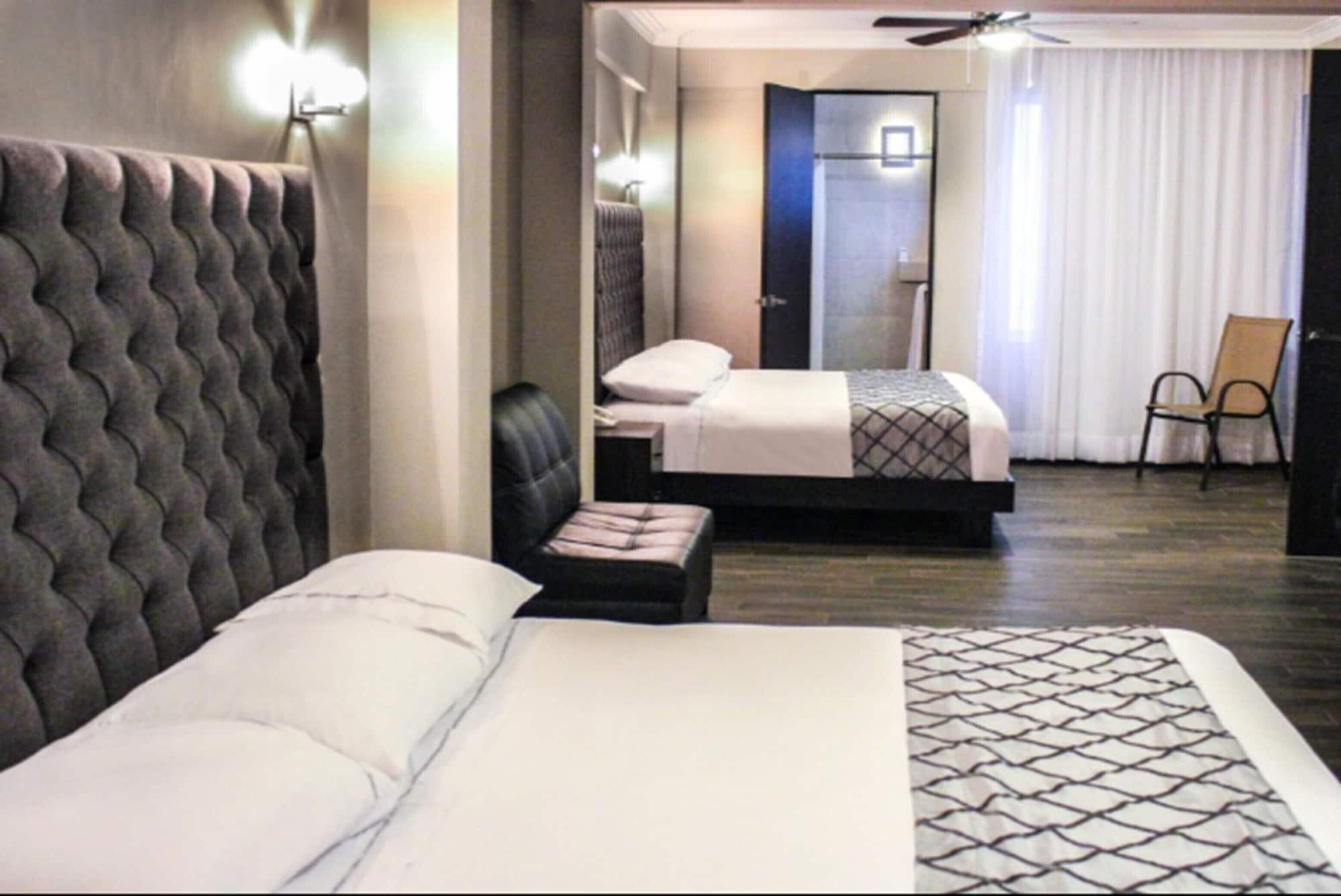 Hotel Senorial Platino เลออน ภายนอก รูปภาพ
