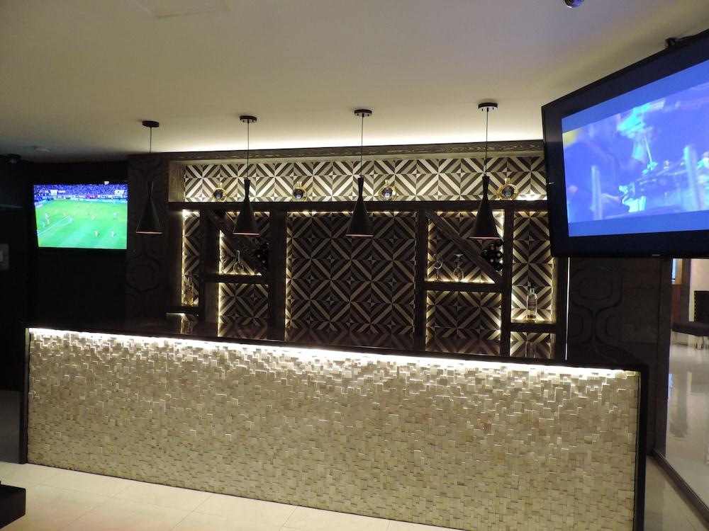 Hotel Senorial Platino เลออน ภายนอก รูปภาพ